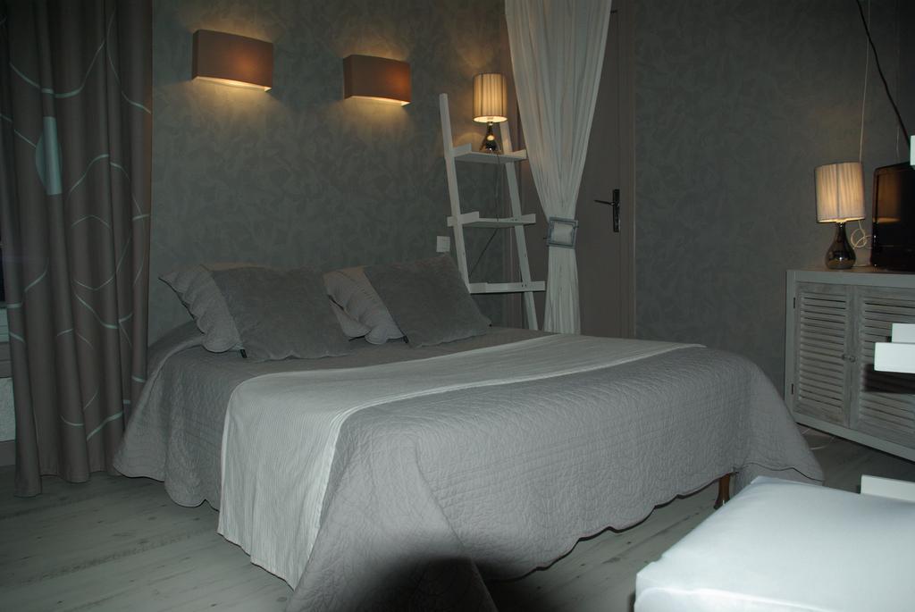Hotel De France Morestel Zimmer foto